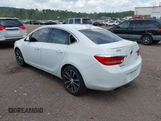 2017 Buick Verano Sport Touring with VIN 1G4PR5SK1H4118221, listed as a IAAI auction lot 42079456 with 224,348 mi miles. Bid and sale history available at carsss.com. Image 3.
