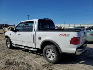 2003 Ford F-150 XLT with VIN 1FTRW08L63KA82555, listed as a Copart auction lot 46409455 with 201,942 mi miles and Clean Title. Bid and sale history available at carsss.com. Image 2.