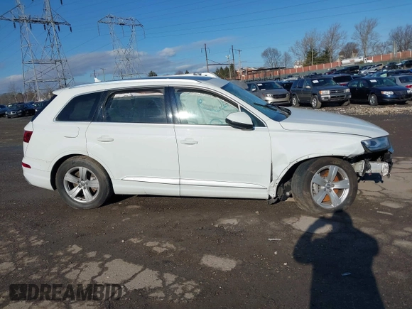 2018 Audi Q7 with VIN WA1AHBF71JD045630, listed as a IAAI auction lot 41526656 with 92,991 mi miles and . Bid and sale history available at DreamBid. Image 13.