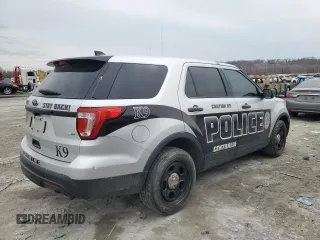 2016 Ford Utility Police Interceptor with VIN 1FM5K8AR7GGD16133, listed as a Copart auction lot 47731905 with 112,697 mi miles and Salvage Title. Bid and sale history available at carsss.com. Image 3.