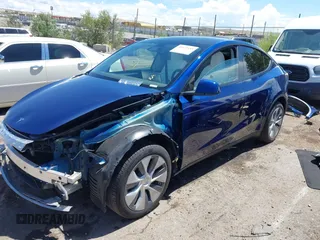 2024 Tesla Model Y Long Range with VIN 7SAYGDEE6RA242980, listed as a IAAI auction lot 40121685 with 9,126 mi miles and . Bid and sale history available at DreamBid. Image 20.