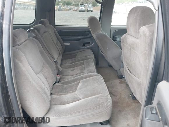 2003 Chevrolet Suburban LS with VIN 1GNEC16T13J250647, listed as a IAAI auction lot 41901480 with 225,335 mi miles and . Bid and sale history available at DreamBid. Image 8.