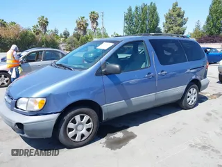 1999 Toyota Sienna LE z VIN 4T3ZF13C6XU159760, wystawiony jako IAAI lot #42332639 z przebiegiem 208 029 mil mil oraz . Historia ofert i sprzedaży dostępna na DreamBid. Obrazek 2.