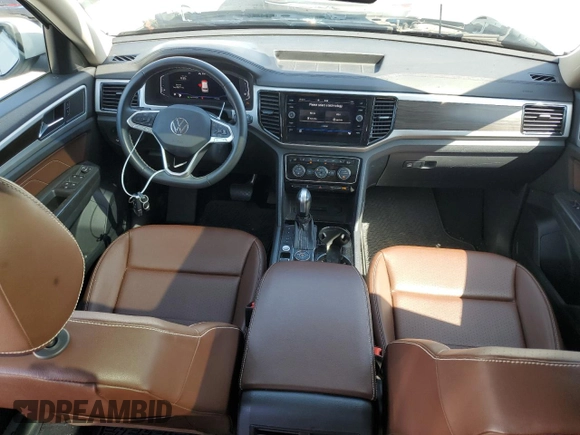 2022 Volkswagen Atlas 3.6L V6 SE w/Technology with VIN 1V2KR2CA7NC557944, listed as a Copart auction lot 53145015 with 77,422 mi miles and Salvage Title. Bid and sale history available at carsss.com. Image 8.