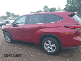 2021 Toyota Highlander L z VIN 5TDZZRAH2MS044221, wystawiony jako IAAI lot #42668093 z przebiegiem 64 539 mil mil oraz . Historia ofert i sprzedaży dostępna na DreamBid. Obrazek 14.