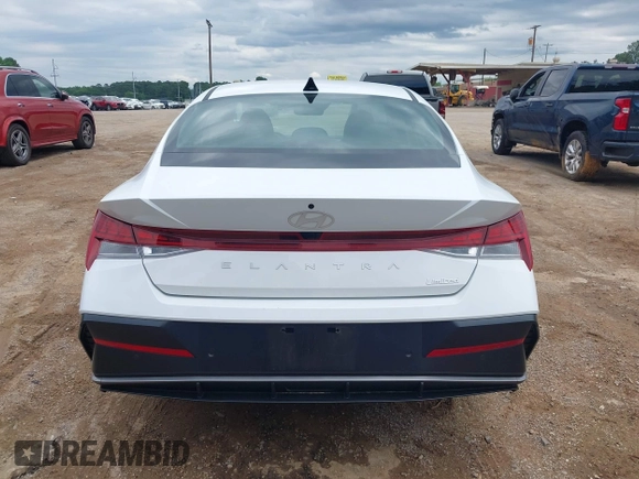 2024 Hyundai Elantra Limited with VIN KMHLP4DG5RU827792, listed as a IAAI auction lot 42179911 with 18,632 mi miles and . Bid and sale history available at DreamBid. Image 16.