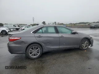 2015 Toyota Camry XLE z VIN 4T1BF1FK4FU985826, wystawiony jako Copart lot #55783835 z przebiegiem 214 790 mil mil oraz Czysty tytuł • Clean title. Historia ofert i sprzedaży dostępna na DreamBid. Obrazek 3.