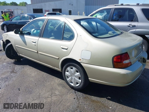 1998 Nissan Altima XE with VIN 1N4DL01D9WC159686, listed as a IAAI auction lot 42051686 with 219,699 mi miles and . Bid and sale history available at DreamBid. Image 3.