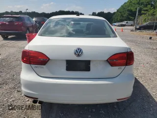 2014 Volkswagen Jetta SE with VIN 3VWD17AJ4EM265925, listed as a Copart auction lot 63925425 with 135,347 mi miles and Clean title. Bid and sale history available at DreamBid. Image 6.