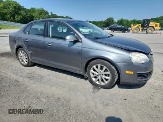 2010 Volkswagen Jetta Limited Edition with VIN 3VWRZ7AJ0AM143250, listed as a Copart auction lot 59165165 with 208,785 mi miles and Salvage title. Bid and sale history available at DreamBid. Image 4.
