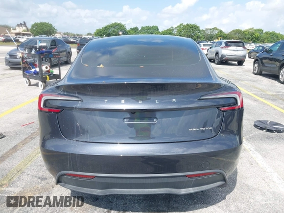 2025 Tesla Model 3 Long Range z VIN 5YJ3E1EBXSF909124, wystawiony jako IAAI lot #42015297 z przebiegiem Nie podano mil oraz . Historia ofert i sprzedaży dostępna na DreamBid. Obrazek 15.