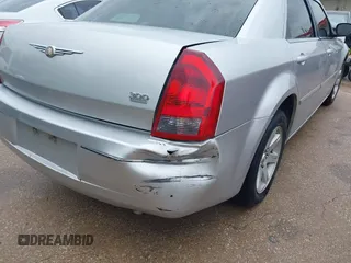 2007 Chrysler 300 Touring with VIN 2C3KA53G47H871375, listed as a IAAI auction lot 41914348 with 149,950 mi miles. Bid and sale history available at carsss.com. Image 12.
