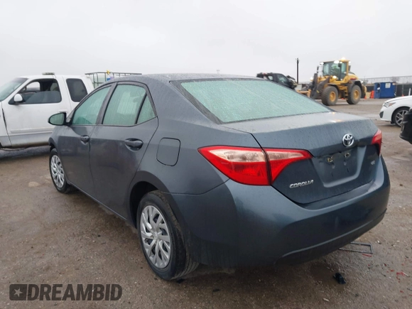 2018 Toyota Corolla L z VIN 5YFBURHE7JP831763, wystawiony jako IAAI lot #41539485 z przebiegiem 95 495 mil mil oraz . Historia ofert i sprzedaży dostępna na DreamBid. Obrazek 3.