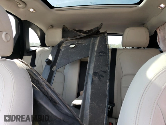 2017 Jaguar F-Pace 35t Prestige z VIN SADCK2BV6HA061682, wystawiony jako Copart lot #68542694 z przebiegiem 46 447 mil mil oraz Szkoda całkowita • Salvage title. Historia ofert i sprzedaży dostępna na DreamBid. Obrazek 10.