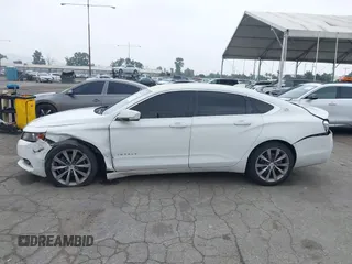 2015 Chevrolet Impala LT z VIN 2G1125S33F9193965, wystawiony jako IAAI lot #42427000 z przebiegiem 185 530 mil mil oraz . Historia ofert i sprzedaży dostępna na DreamBid. Obrazek 15.