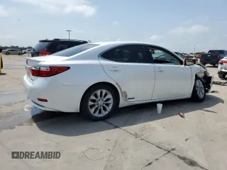 2013 Lexus ES 300h with VIN JTHBW1GG9D2029389, listed as a Copart auction lot 54676145 with Not Provided miles and Salvage Title. Bid and sale history available at DreamBid. Image 3.
