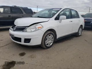 2010 Nissan Versa 1.8 S with VIN 3N1BC1AP1AL419449, listed as a Copart auction lot 82862754 with 200,299 mi miles and Salvage Title. Bid and sale history available at carsss.com. Image 1.
