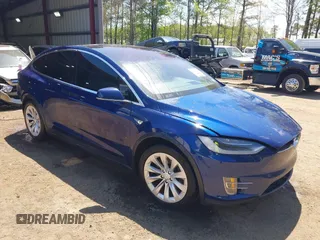2016 Tesla Model X 70D z VIN 5YJXCBE20GF006744, wystawiony jako IAAI lot #42045005 z przebiegiem 169 619 mil mil oraz . Historia ofert i sprzedaży dostępna na DreamBid. Obrazek 1.