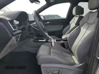2024 Audi Q5 S line Premium Plus z VIN WA1E2AFY3R2073149, wystawiony jako Copart lot #47267295 z przebiegiem 18 203 mil mil oraz Szkoda całkowita • Salvage title. Historia ofert i sprzedaży dostępna na DreamBid. Obrazek 7.