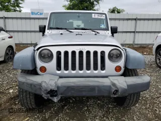 2008 Jeep Wrangler X z VIN 1J4FA24168L629174, wystawiony jako Copart lot #61199205 z przebiegiem 116 307 mil mil oraz Szkoda całkowita • Salvage title. Historia ofert i sprzedaży dostępna na DreamBid. Obrazek 5.