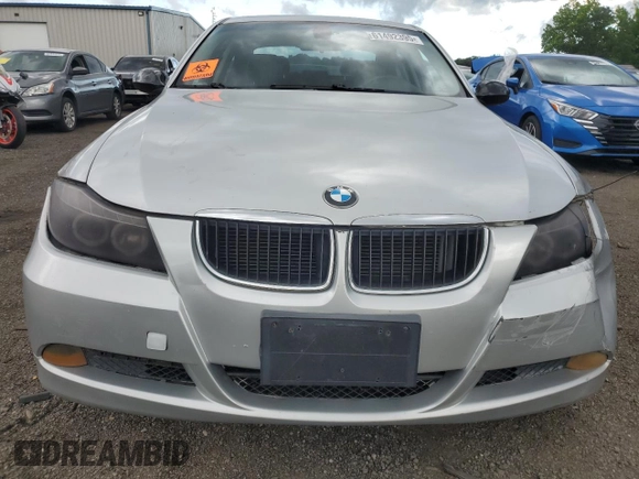 2007 BMW 3 Series 328i with VIN WBAVA33537KX82687, listed as a Copart auction lot 61492395 with 167,903 mi miles and Salvage title. Bid and sale history available at DreamBid. Image 5.