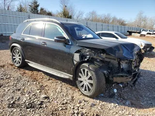 2025 Mercedes-Benz GLE 450 with VIN 4JGFB5KB8SB336062, listed as a Copart auction lot 42207995 with 3,674 mi miles and Salvage title. Bid and sale history available at DreamBid. Image 4.