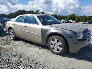 2006 Chrysler 300 Touring with VIN 2C3KK53G56H242414, listed as a Copart auction lot 72551254 with 112,759 mi miles and Salvage Title. Bid and sale history available at carsss.com. Image 4.