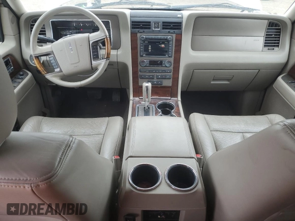 2012 Lincoln Navigator z VIN 5LMJJ2J53CEL01546, wystawiony jako Copart lot #51806275 z przebiegiem 212 022 mil mil oraz Szkoda całkowita • Salvage title. Historia ofert i sprzedaży dostępna na DreamBid. Obrazek 8.