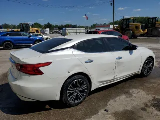 2016 Nissan Maxima SV with VIN 1N4AA6AP5GC422084, listed as a Copart auction lot 51820335 with 175,637 mi miles and Salvage Title. Bid and sale history available at DreamBid. Image 3.
