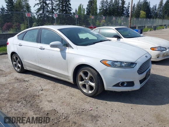 2013 Ford Fusion SE with VIN 3FA6P0HR8DR119998, listed as a IAAI auction lot 42090491 with 195,890 mi miles. Bid and sale history available at carsss.com. Image 1.