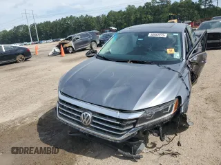 2020 Volkswagen Passat SEL z VIN 1VWCA7A39LC005600, wystawiony jako Copart lot #58084975 z przebiegiem 70 738 mil mil oraz Szkoda całkowita • Salvage title. Historia ofert i sprzedaży dostępna na DreamBid. Obrazek 5.