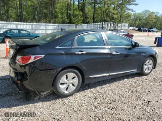 2013 Hyundai Sonata Hybrid with VIN KMHEC4A40DA096181, listed as a Copart auction lot 52573015 with 141,864 mi miles and Salvage Title. Bid and sale history available at carsss.com. Image 3.