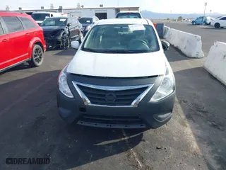 2015 Nissan Versa S Plus with VIN 3N1CN7AP3FL943064, listed as a IAAI auction lot 41709354 with 176,860 mi miles. Bid and sale history available at carsss.com. Image 6.