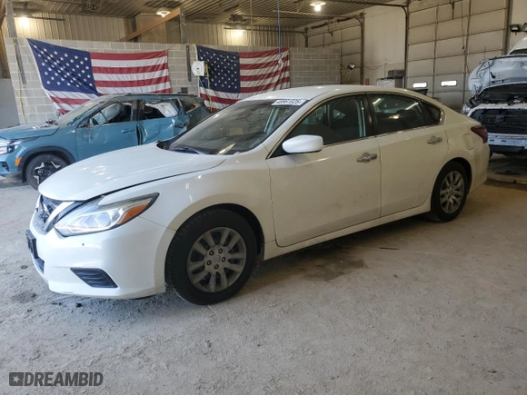 2018 Nissan Altima 2.5 SR with VIN 1N4AL3APXJC170994, listed as a Copart auction lot 48961525 with 138,716 mi miles and Salvage Title. Bid and sale history available at carsss.com. Image 1.