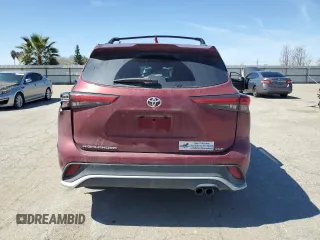 2022 Toyota Highlander XSE with VIN 5TDJZRAH3NS125517, listed as a Copart auction lot 49739915 with 48,941 mi miles and Salvage title. Bid and sale history available at DreamBid. Image 6.