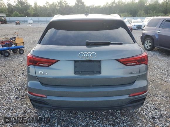 2023 Audi Q3 S line Premium z VIN WA1DECF35P1094199, wystawiony jako Copart lot #52099525 z przebiegiem 50 304 mil mil oraz Szkody całkowita. Historia ofert i sprzedaży dostępna na DreamBid. Obrazek 6.