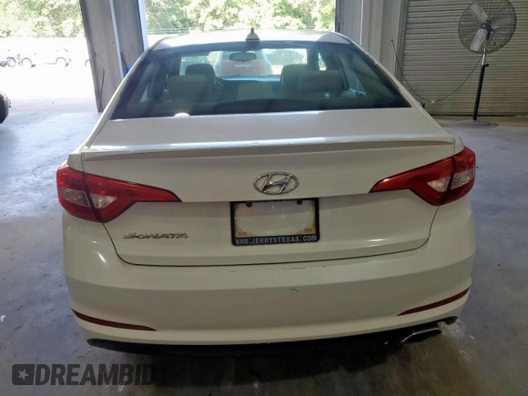 2016 Hyundai Sonata SE z VIN 5NPE24AF7GH260421, wystawiony jako Copart lot #59781355 z przebiegiem 134 666 mil mil oraz Czysty tytuł • Clean title. Historia ofert i sprzedaży dostępna na DreamBid. Obrazek 6.