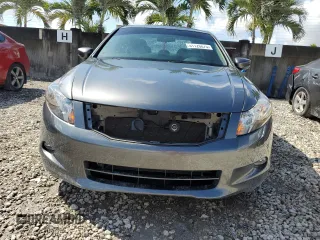 2010 Honda Accord EX z VIN 1HGCP3F76AA018725, wystawiony jako Copart lot #51126875 z przebiegiem 30 354 mil mil oraz Czysty tytuł • Clean title. Historia ofert i sprzedaży dostępna na DreamBid. Obrazek 5.