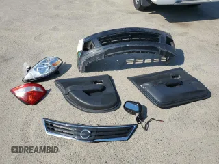 2010 Nissan Versa S z VIN 3N1BC1AP5AL360227, wystawiony jako Copart lot #55966485 z przebiegiem 197 936 mil mil oraz Szkoda całkowita • Salvage title. Historia ofert i sprzedaży dostępna na DreamBid. Obrazek 12.