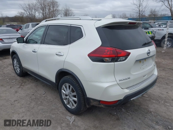 2018 Nissan Rogue SV with VIN KNMAT2MV2JP556770, listed as a IAAI auction lot 42048827 with 85,437 mi miles and . Bid and sale history available at carsss.com. Image 3.