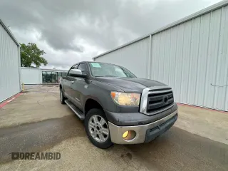 2011 Toyota Tundra z VIN 5TFEY5F10BX109421, wystawiony jako Copart lot #61110205 z przebiegiem 240 207 mil mil oraz Czysty tytuł • Clean title. Historia ofert i sprzedaży dostępna na DreamBid. Obrazek 1.