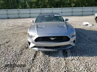 2020 Ford Mustang EcoBoost z VIN 1FATP8UH9L5125597, wystawiony jako Copart lot #52438895 z przebiegiem 104 549 mil mil oraz Szkoda całkowita • Salvage title. Historia ofert i sprzedaży dostępna na DreamBid. Obrazek 11.