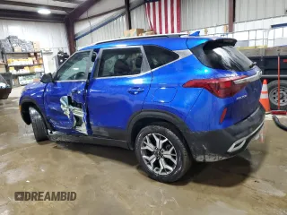 2021 Kia Seltos EX with VIN KNDERCAA4M7167334, listed as a Copart auction lot 42635885 with 26,964 mi miles and Salvage Title. Bid and sale history available at carsss.com. Image 2.