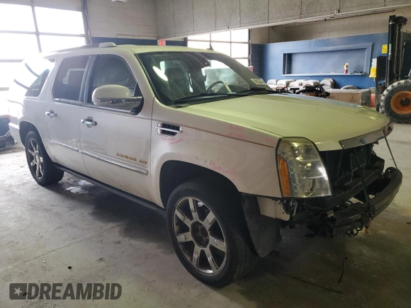 2011 Cadillac Escalade ESV Premium z VIN 1GYS4JEF0BR113052, wystawiony jako Copart lot #88556445 z przebiegiem 228 919 mil mil oraz Szkoda całkowita • Salvage title. Historia ofert i sprzedaży dostępna na DreamBid. Obrazek 4.