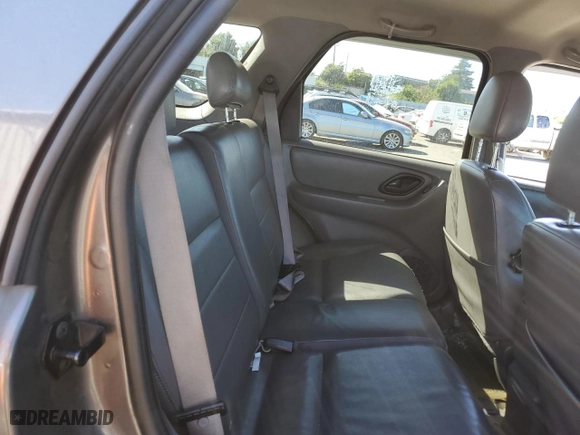2002 Ford Escape Limited with VIN 1FMCU04122KD65674, listed as a Copart auction lot 56336504 with 199,739 mi miles and Salvage Title. Bid and sale history available at carsss.com. Image 10.