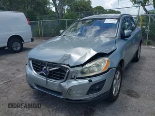 2010 Volvo XC60 3.2L с VIN YV4982DL7A2122146, выставлен на аукционе IAAI как лот 37114442 с пробегом 41 636 миль миль и . История ставок и продаж доступна на DreamBid. Изображение 6.