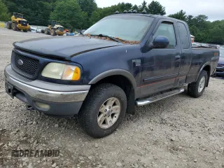 2002 Ford F-150 XL with VIN 1FTRX18L02NA96421, listed as a Copart auction lot 64867095 with 135,401 mi miles and Clean title. Bid and sale history available at DreamBid. Image 1.