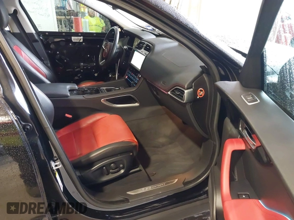 2017 Jaguar F-Pace 35t R-Sport with VIN SADCL2BV3HA068568, listed as a IAAI auction lot 41437570 with 39,025 mi miles and . Bid and sale history available at DreamBid. Image 5.