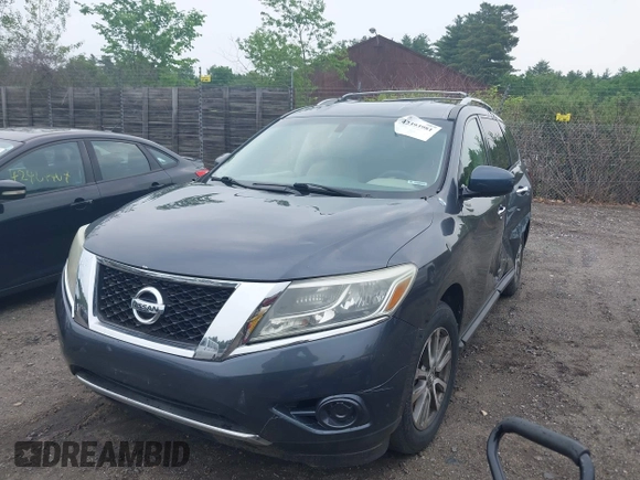 2013 Nissan Pathfinder SL with VIN 5N1AR2MM8DC627080, listed as a IAAI auction lot 42393981 with 236,401 mi miles and . Bid and sale history available at DreamBid. Image 2.