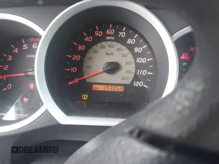 2006 Toyota Tacoma PreRunner z VIN 3TMJU62NX6M018693, wystawiony jako IAAI lot #42184797 z przebiegiem 193 953 mil mil oraz . Historia ofert i sprzedaży dostępna na DreamBid. Obrazek 16.